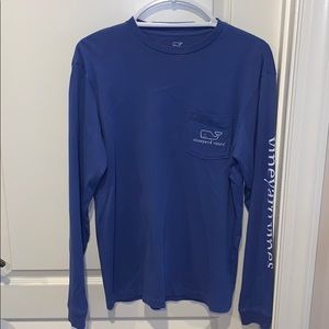 Vineyard vines t-shirt